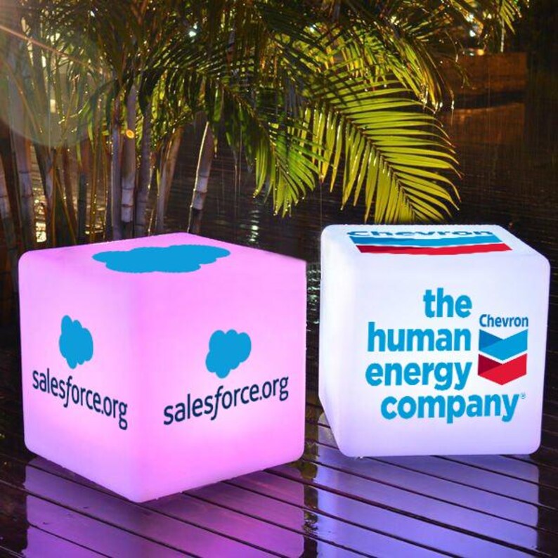 Custom Full Luminous Acrylic Light Box Illuminated LED Source for Strong Outdoor Exhibition Decorative Lamp